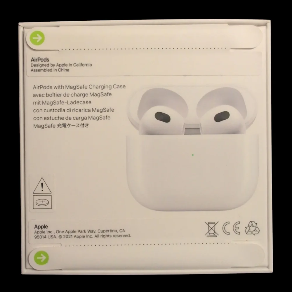 [New] Apple AirPods 3rd Gen with MagSafe Charging Case in White MME73LL/A